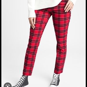 NWT Gap red plaid cropped pants